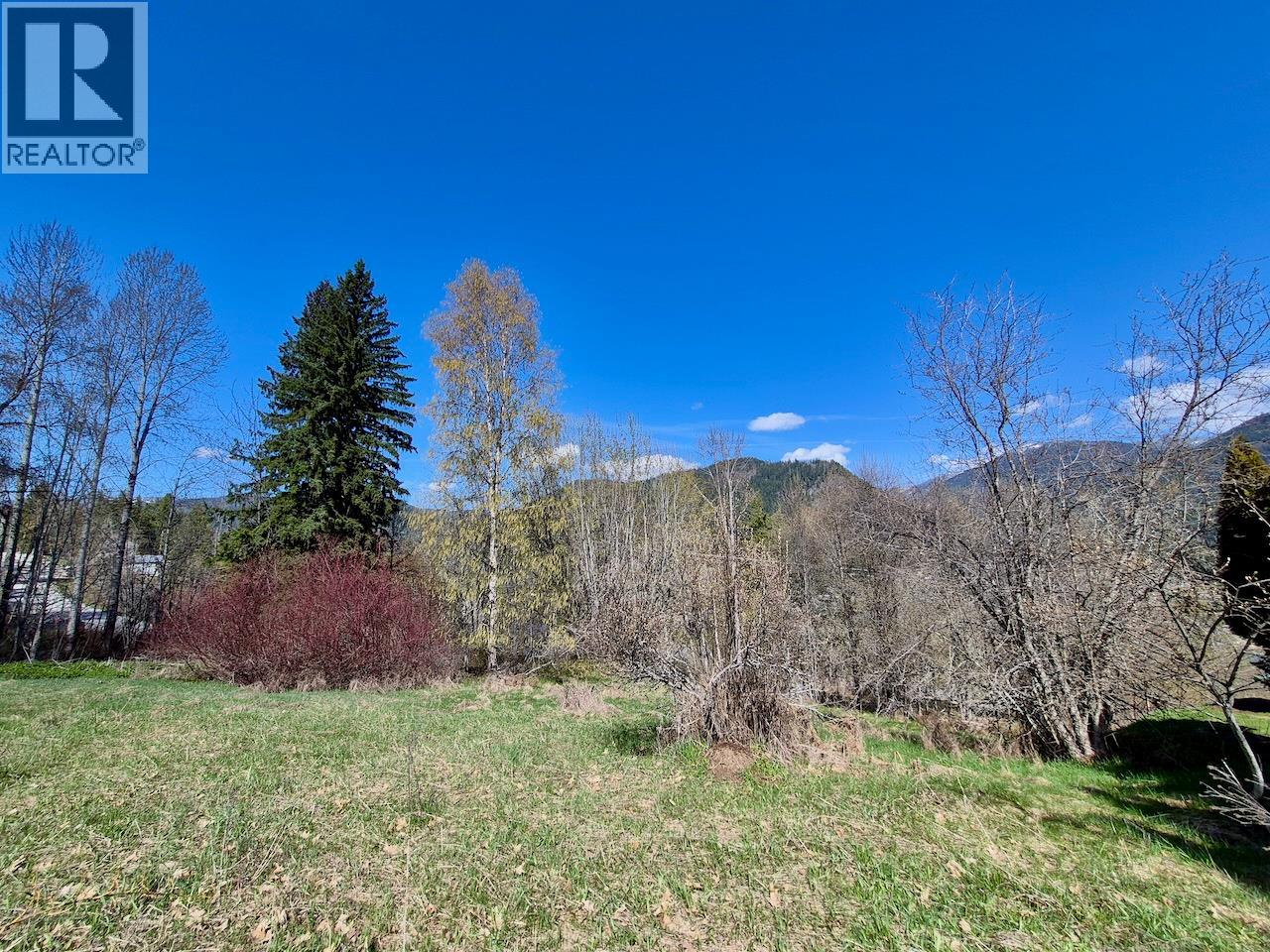 3297 Vindusky Road, Nelson, British Columbia