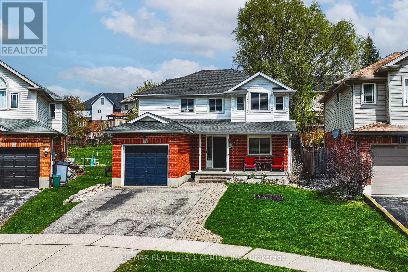 40 Merlene Court, Cambridge, Ontario  N3C 4G1 - Photo 2 - X13074370
