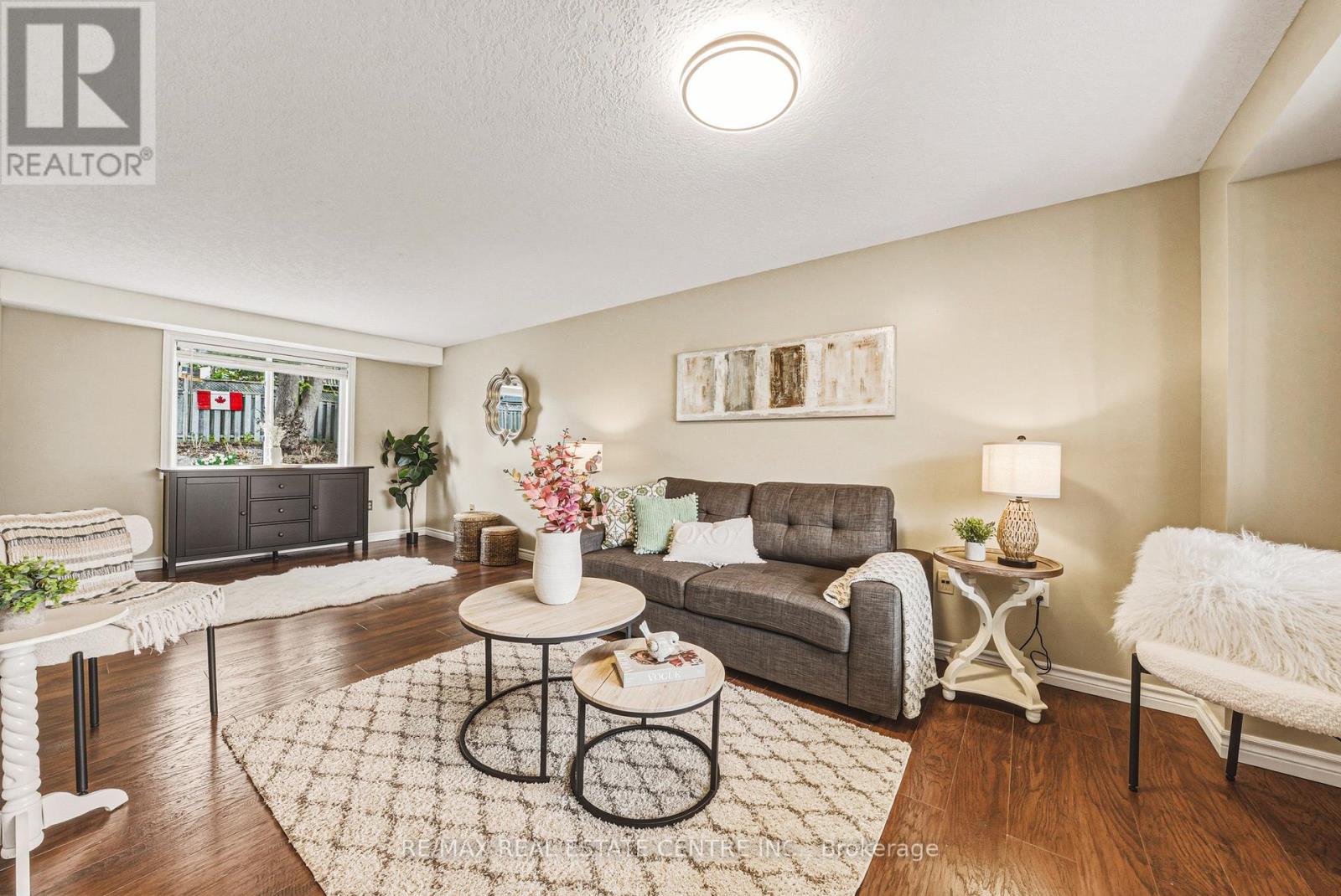 40 Merlene Court, Cambridge, Ontario  N3C 4G1 - Photo 6 - X13074370