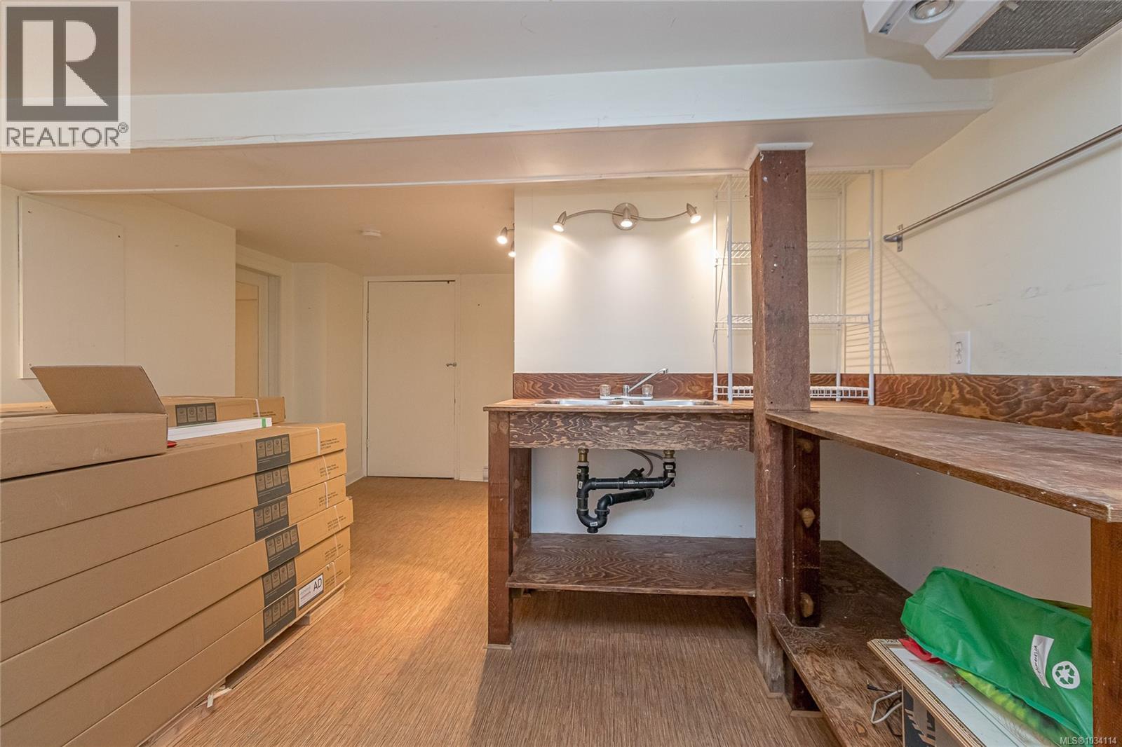 143 Government St, Victoria, British Columbia  V8V 2K6 - Photo 28 - 1034114
