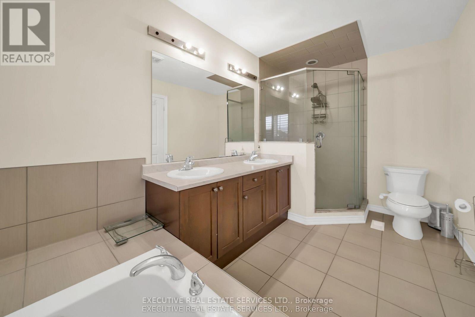 13 Masken Circle, Brampton, Ontario  L7A 4J2 - Photo 11 - W13073338