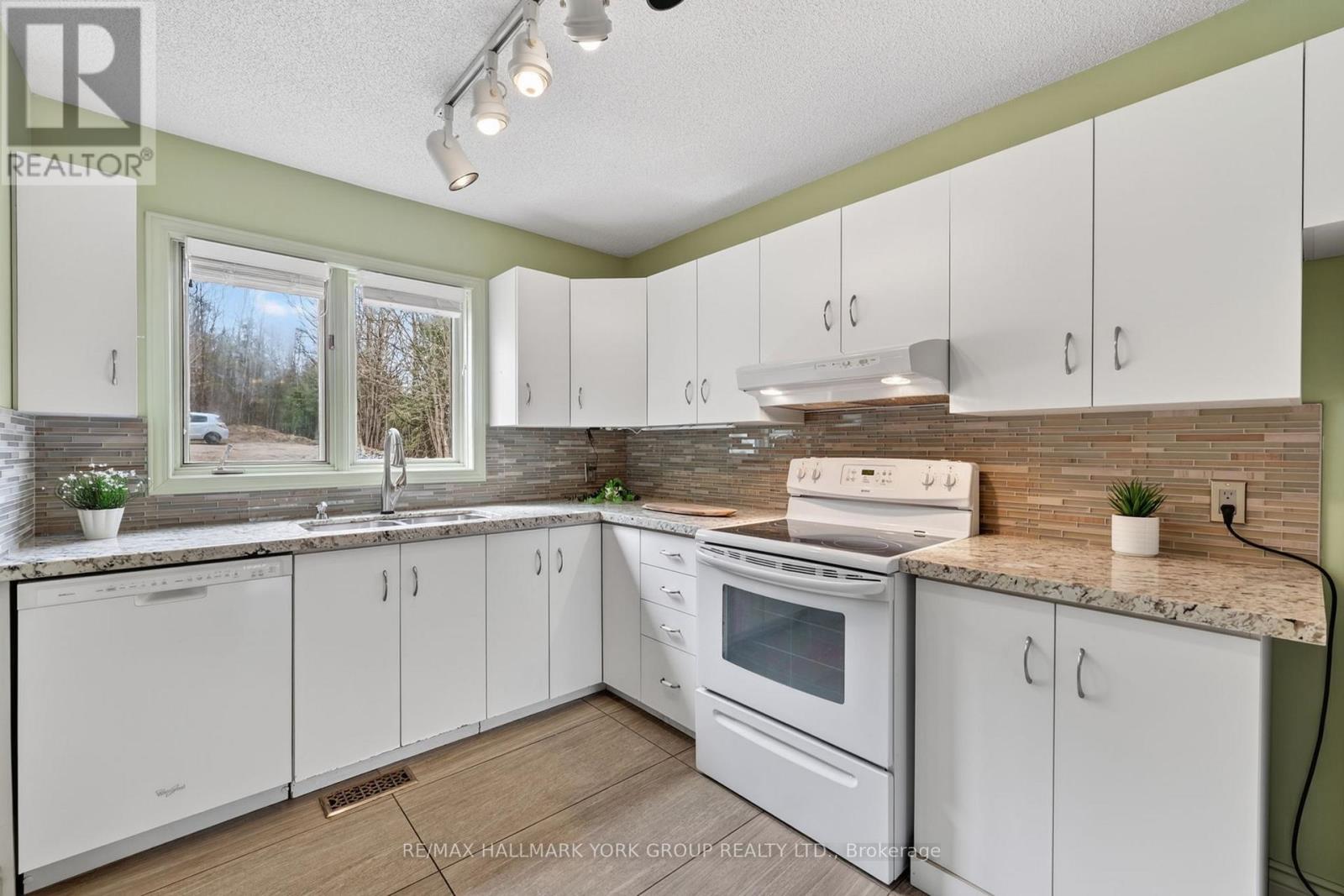 1 - 115 Southbank Drive, Bracebridge, Ontario  P1L 1G3 - Photo 12 - X13048692