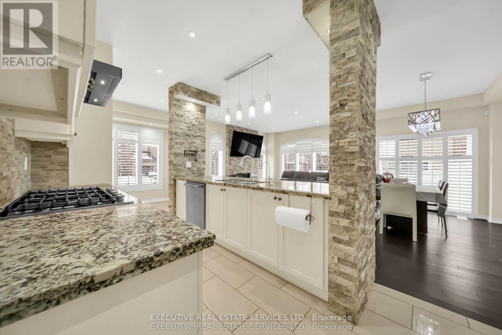 13 Masken Circle, Brampton, Ontario  L7A 4J2 - Photo 20 - W13073338