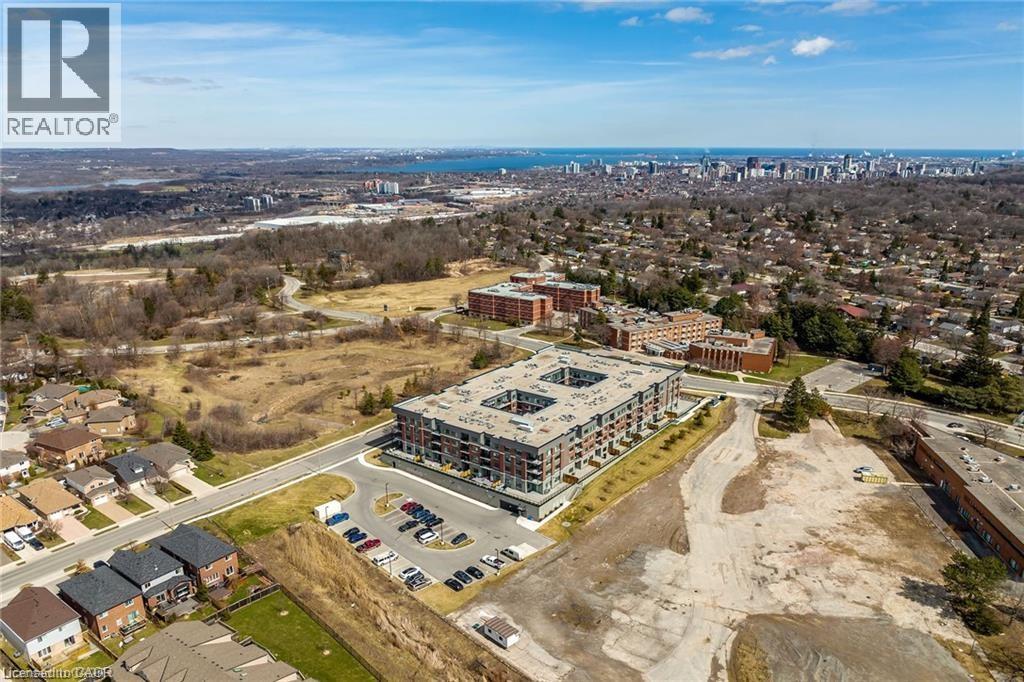 1 Redfern Avenue Unit# 403, Hamilton, Ontario  L9C 7S8 - Photo 6 - 40826450