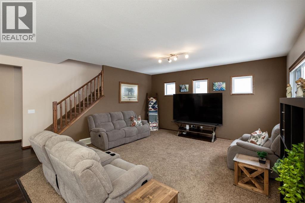 4828 55 Boulevard Close, Innisfail, Alberta  T4G 0A2 - Photo 29 - A2283524