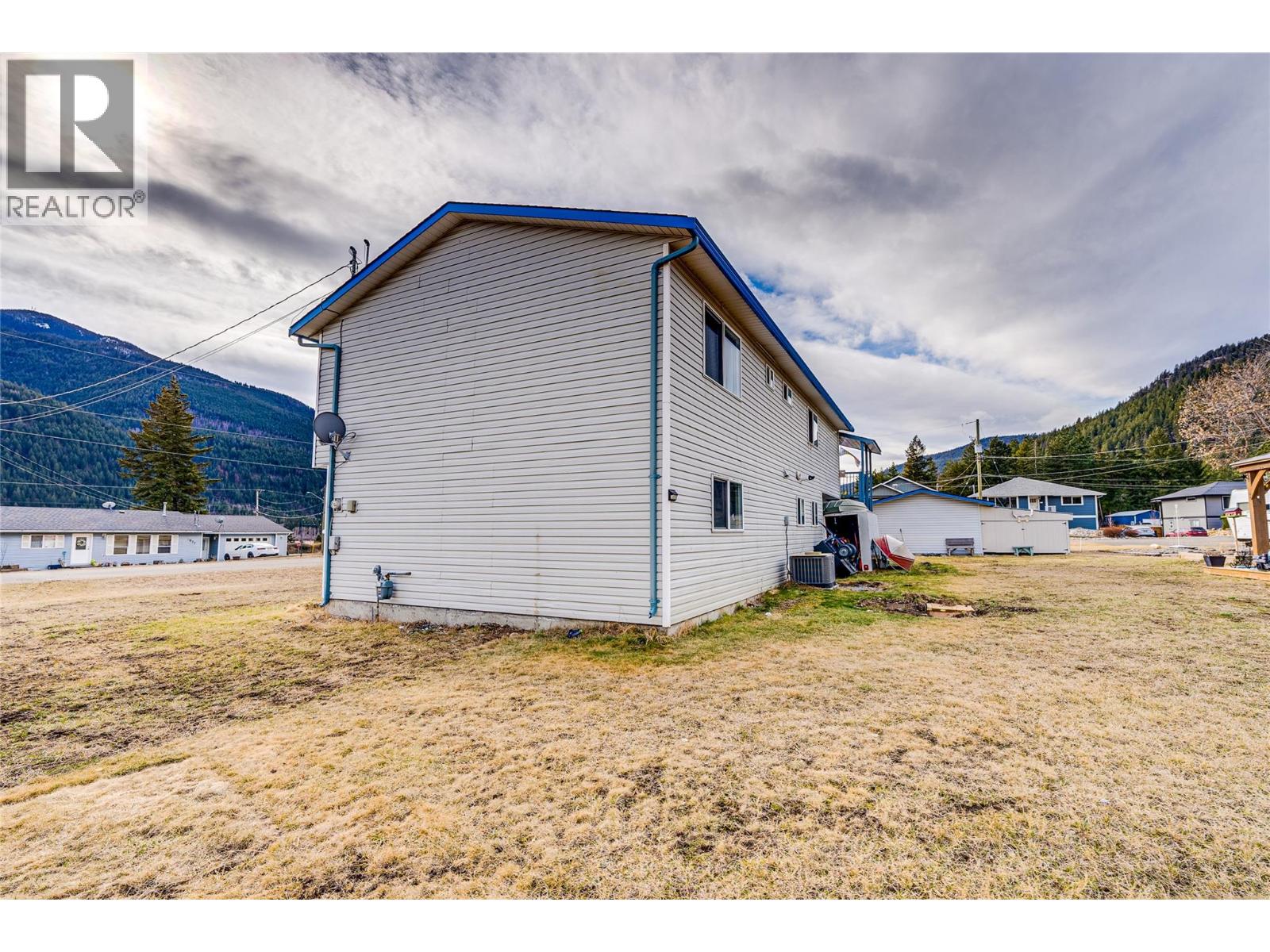 5876 Westwynd Drive, Falkland, British Columbia  V0E 1W0 - Photo 68 - 10377189