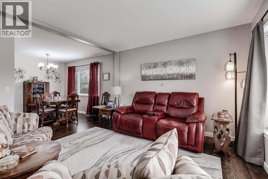 84 Big Springs Drive SE, Airdrie, Alberta  T4A 1K2 - Photo 7 - A2304320