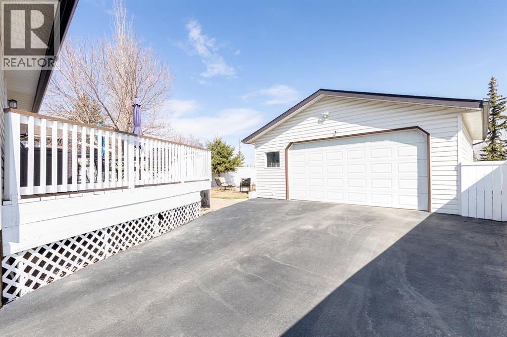84 Big Springs Drive SE, Airdrie, Alberta  T4A 1K2 - Photo 38 - A2304320