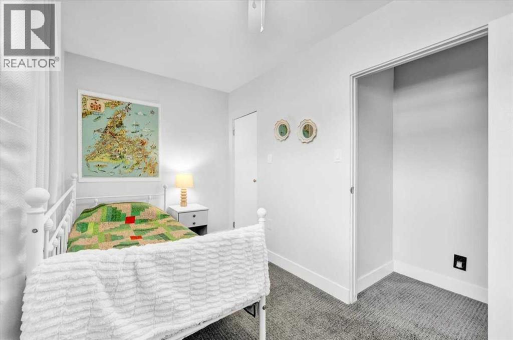 674 Regal Park NE, Calgary, Alberta  T2E 0S6 - Photo 27 - A2306449