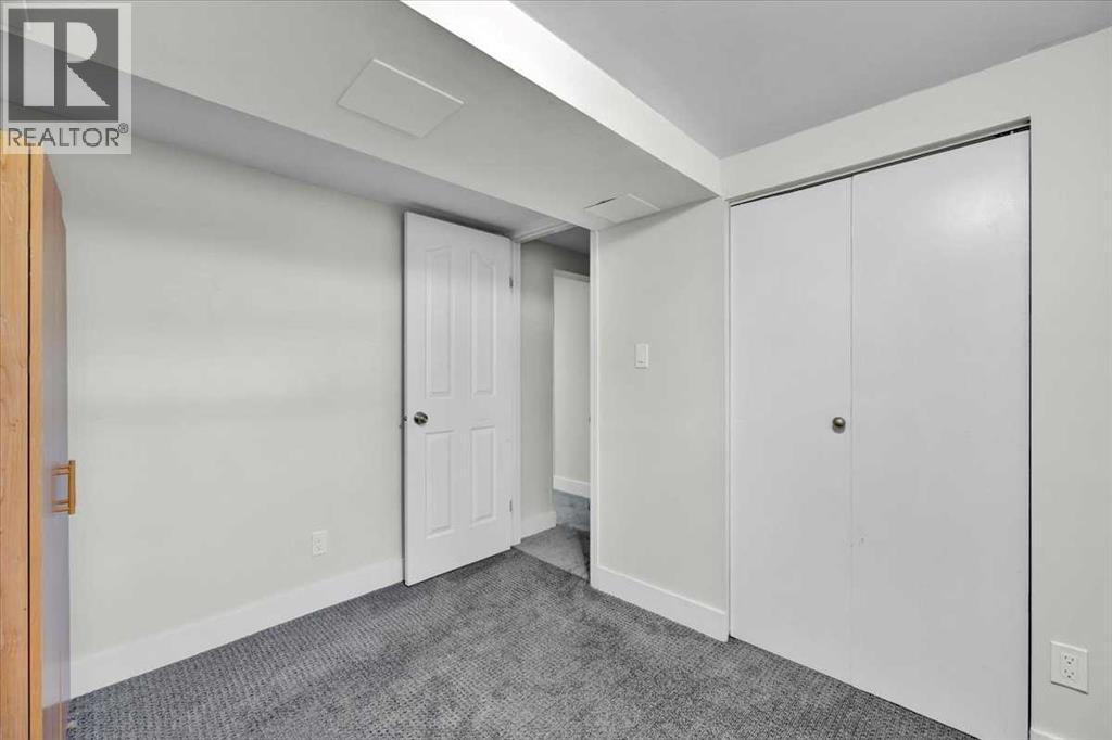 674 Regal Park NE, Calgary, Alberta  T2E 0S6 - Photo 36 - A2306449