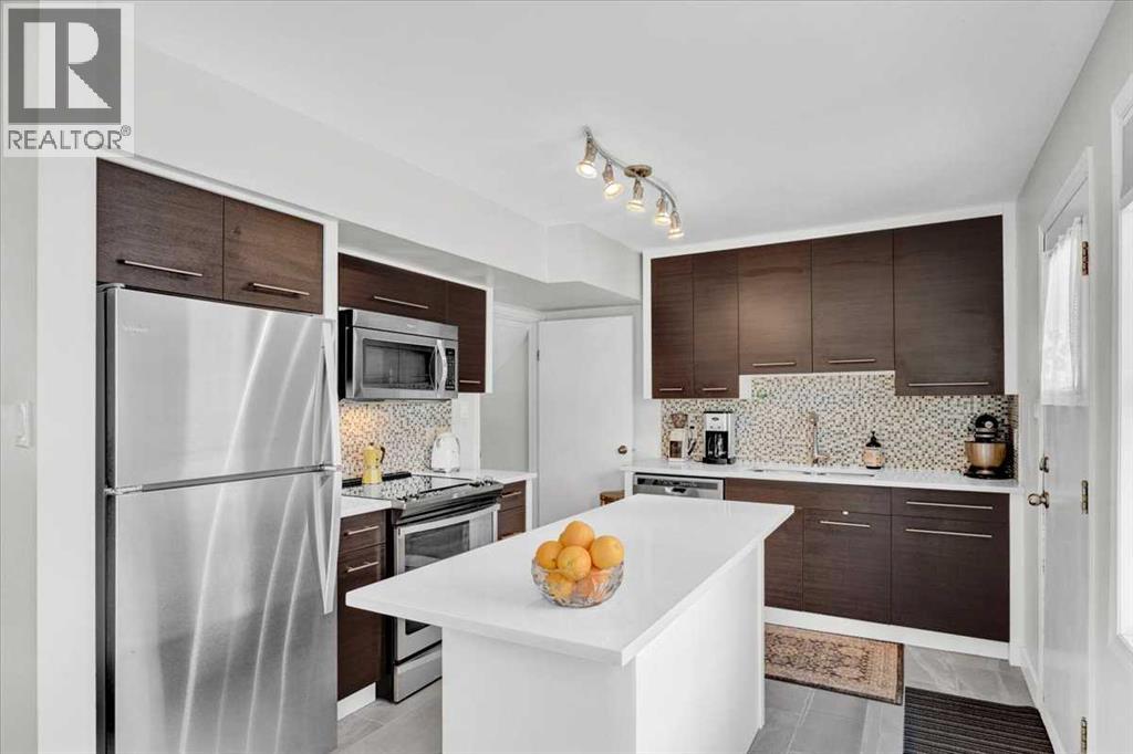 674 Regal Park NE, Calgary, Alberta  T2E 0S6 - Photo 13 - A2306449