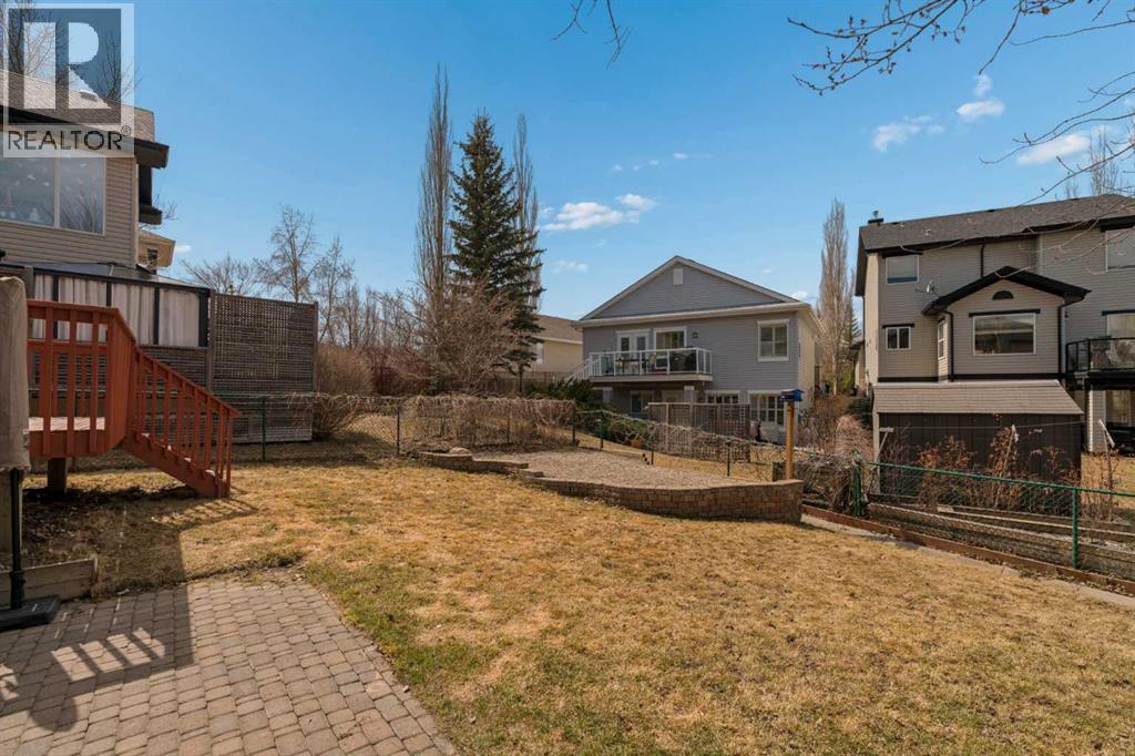 11 Valley Crest Rise NW, Calgary, Alberta  T3B 5W8 - Photo 46 - A2307013