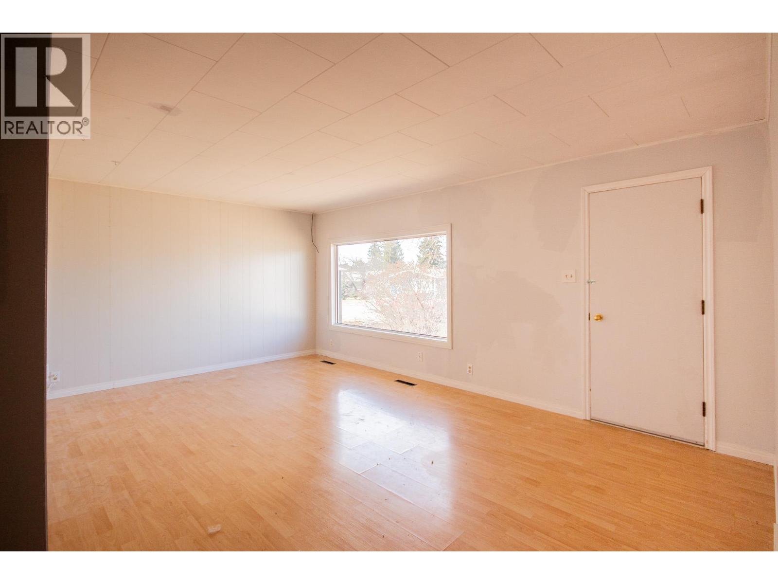 9208 7 Street, Dawson Creek, British Columbia  V1G 3M5 - Photo 5 - 10385782