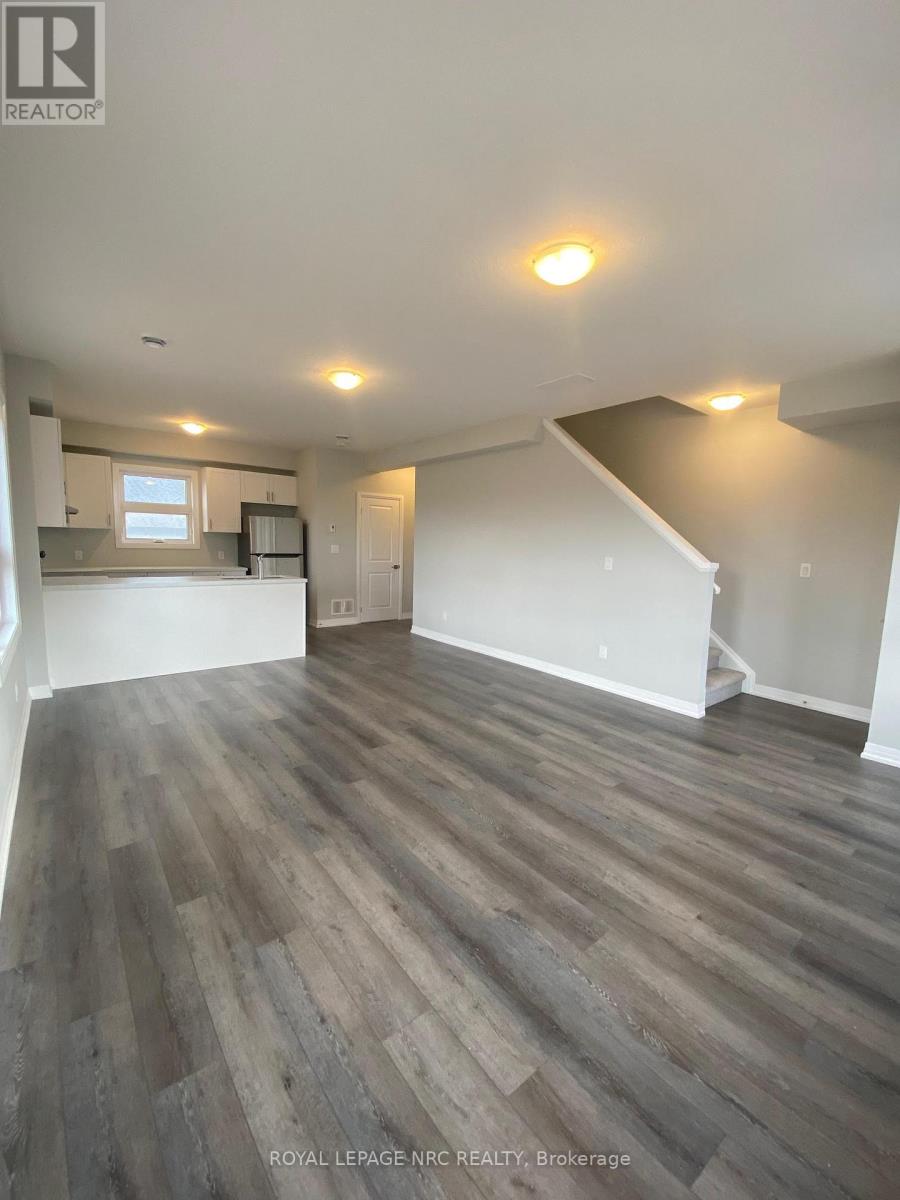 28 - 6705 Cropp Street, Niagara Falls, Ontario  L2E 0C1 - Photo 8 - X13074434