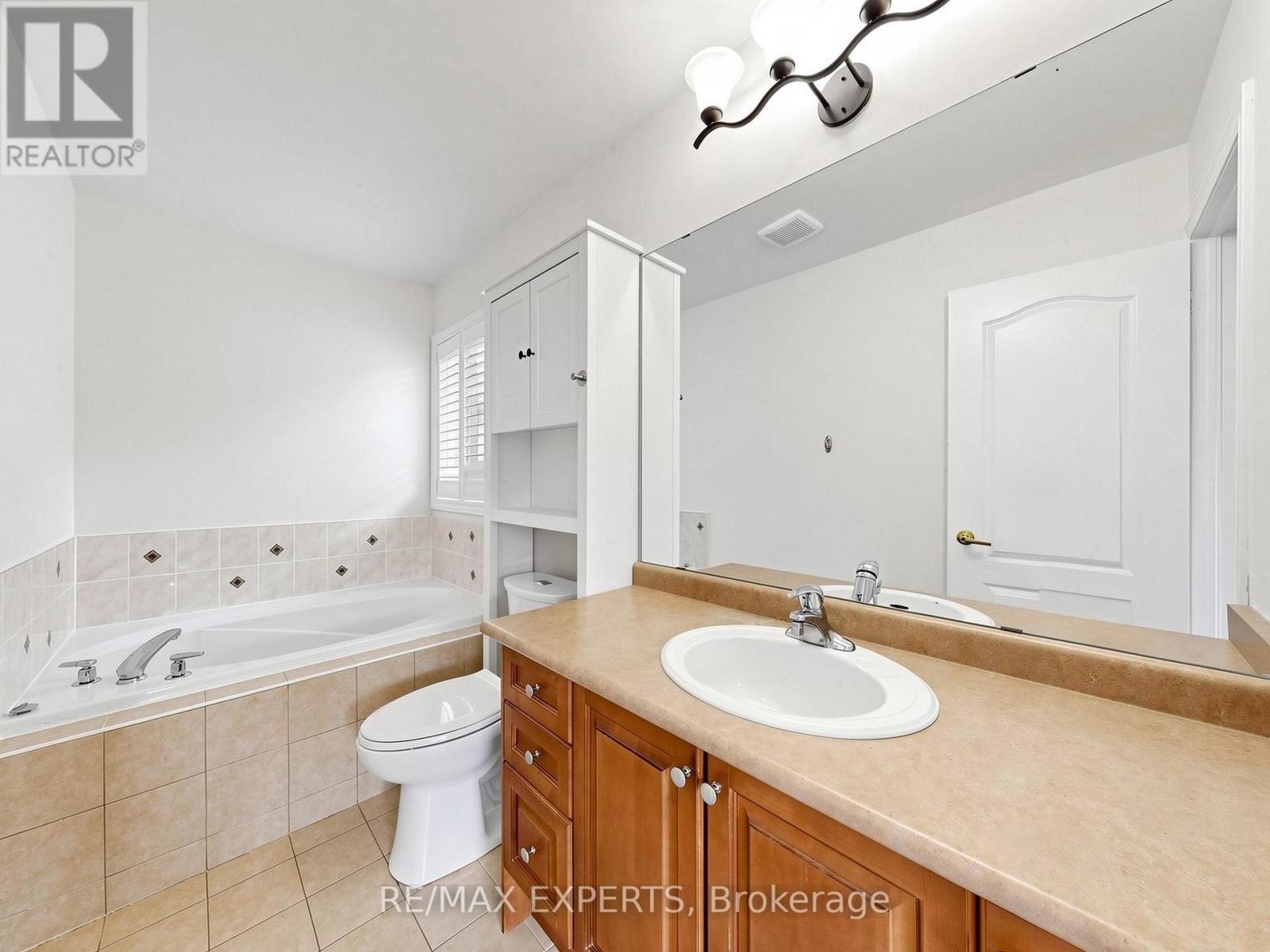 30 Johncrest Way, Vaughan, Ontario  L4H 2K6 - Photo 30 - N13069852