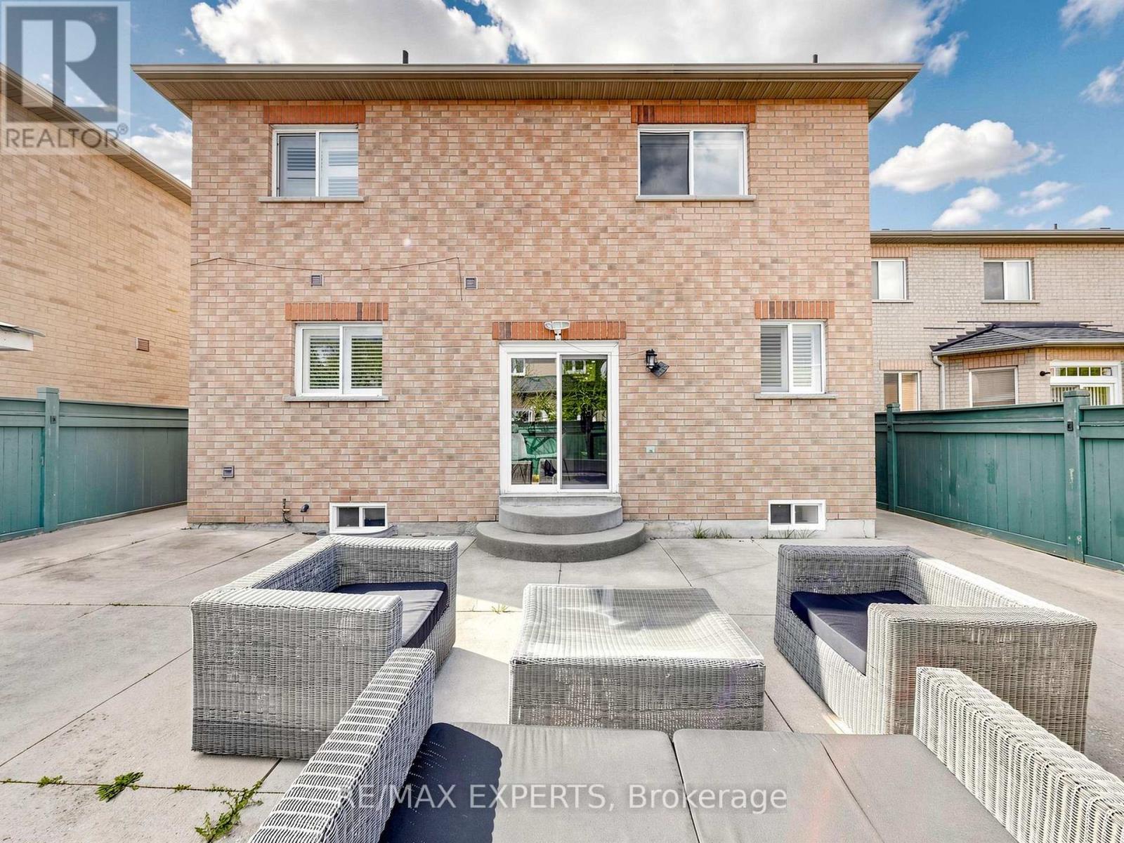 30 Johncrest Way, Vaughan, Ontario  L4H 2K6 - Photo 49 - N13069852
