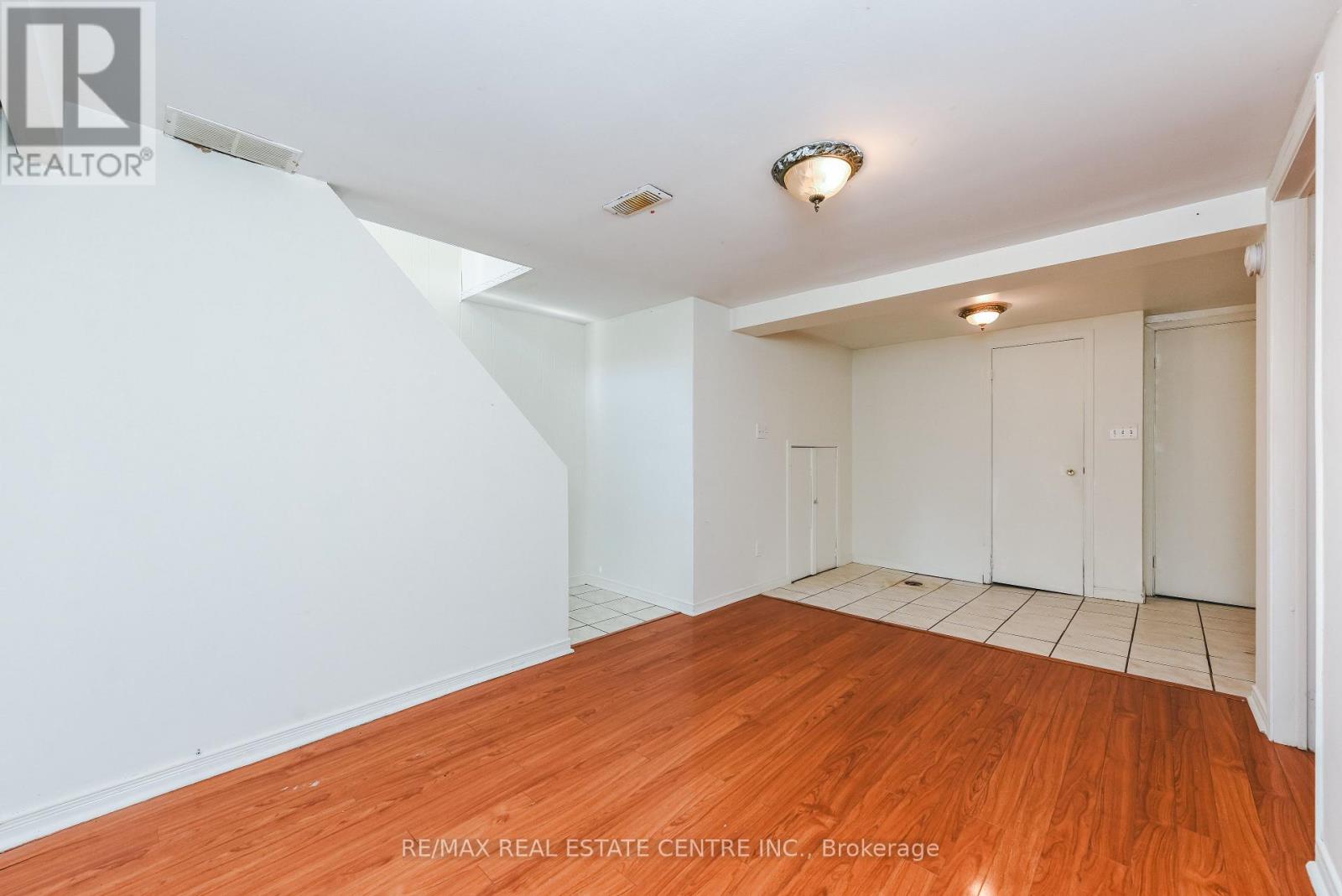Lower - 45 Autumn Boulevard, Brampton, Ontario  L6T 2W1 - Photo 17 - W12881870
