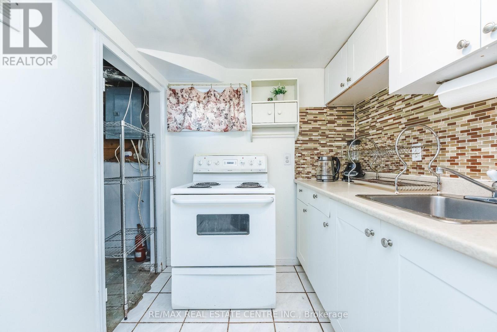Lower - 45 Autumn Boulevard, Brampton, Ontario  L6T 2W1 - Photo 27 - W12881870