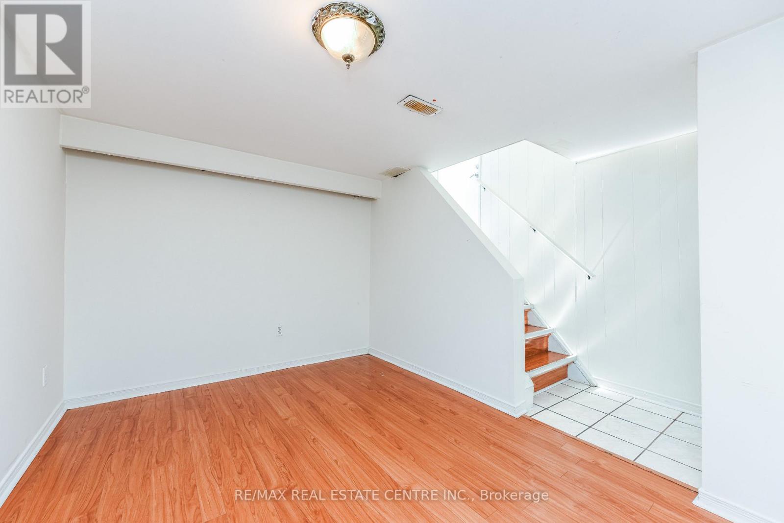Lower - 45 Autumn Boulevard, Brampton, Ontario  L6T 2W1 - Photo 19 - W12881870
