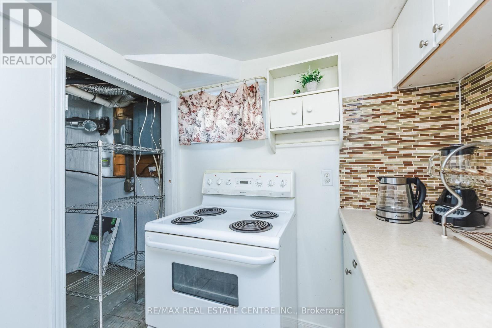 Lower - 45 Autumn Boulevard, Brampton, Ontario  L6T 2W1 - Photo 26 - W12881870