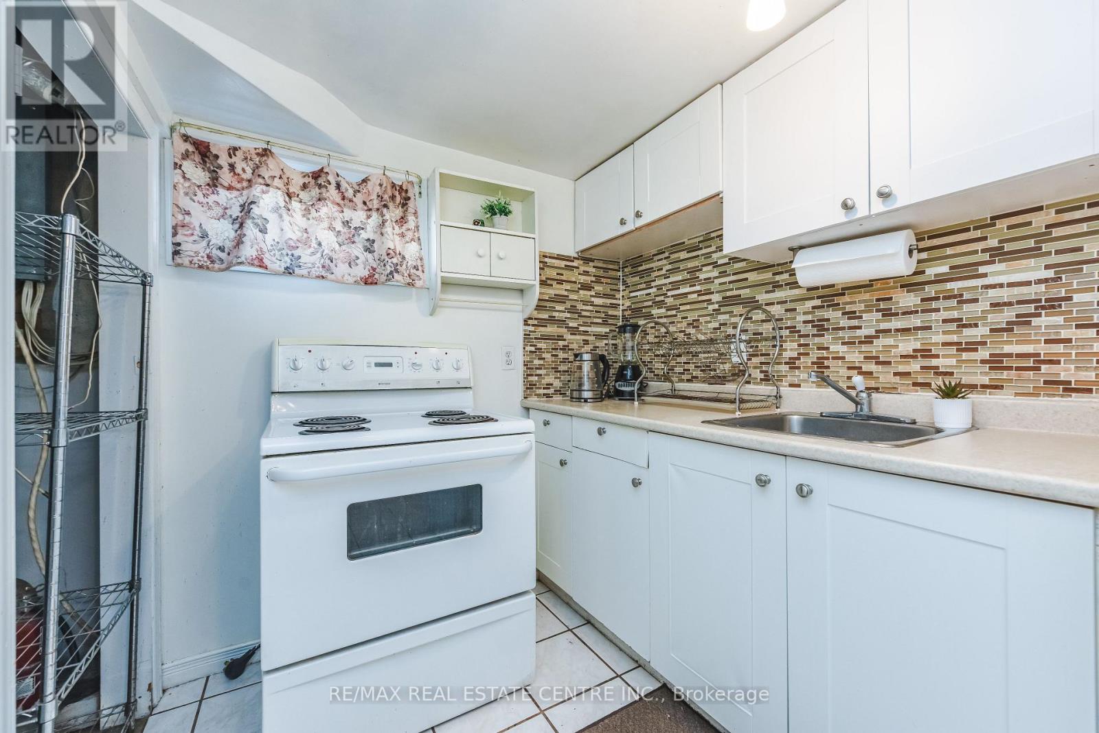 Lower - 45 Autumn Boulevard, Brampton, Ontario  L6T 2W1 - Photo 24 - W12881870