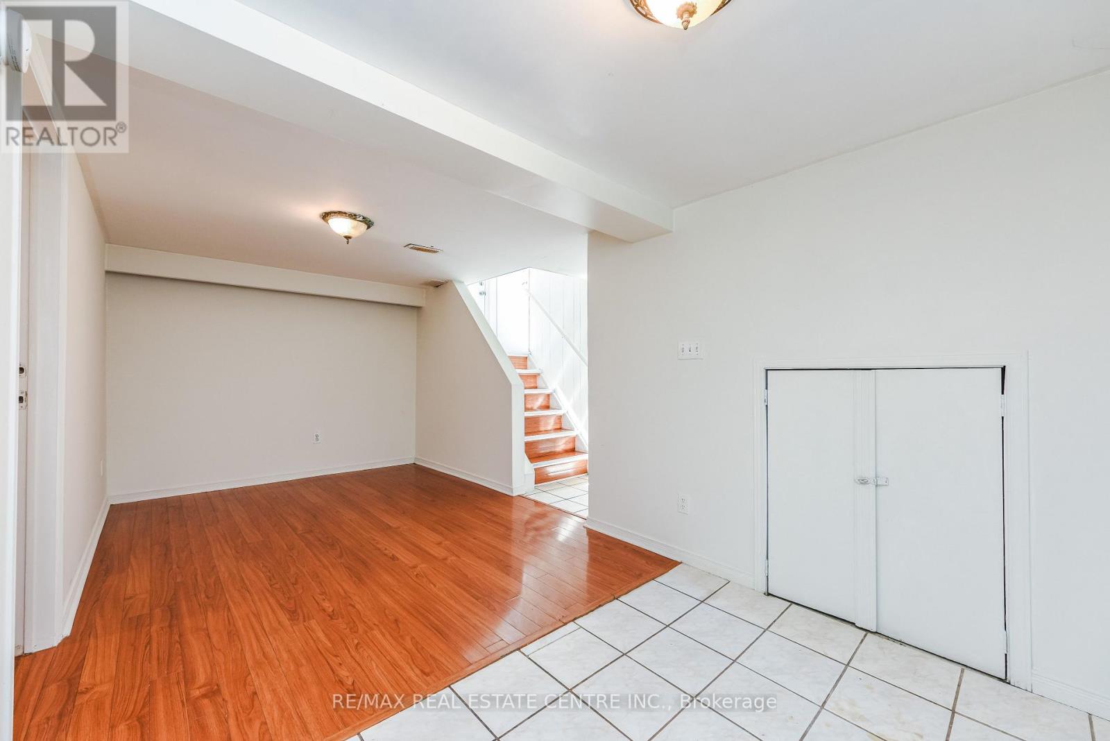 Lower - 45 Autumn Boulevard, Brampton, Ontario  L6T 2W1 - Photo 5 - W12881870