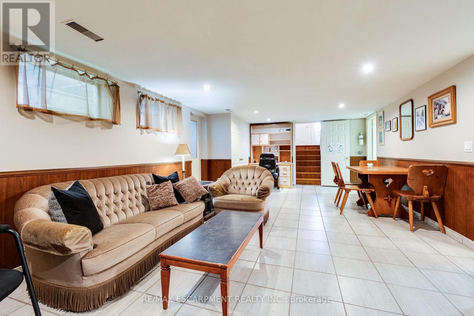 11 Sandra Court, Hamilton, Ontario  L8T 1Z7 - Photo 36 - X13072960