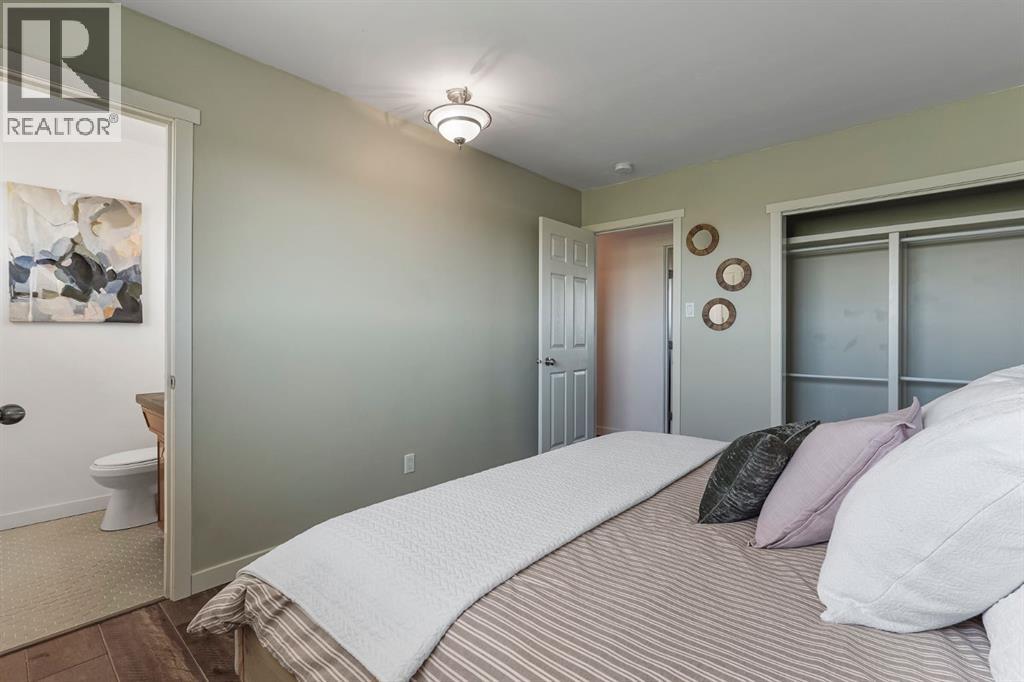 122 S 3 Street W, Magrath, Alberta  T0K 1J0 - Photo 10 - A2306369
