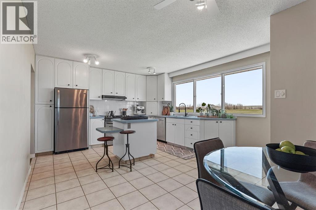 122 S 3 Street W, Magrath, Alberta  T0K 1J0 - Photo 18 - A2306369