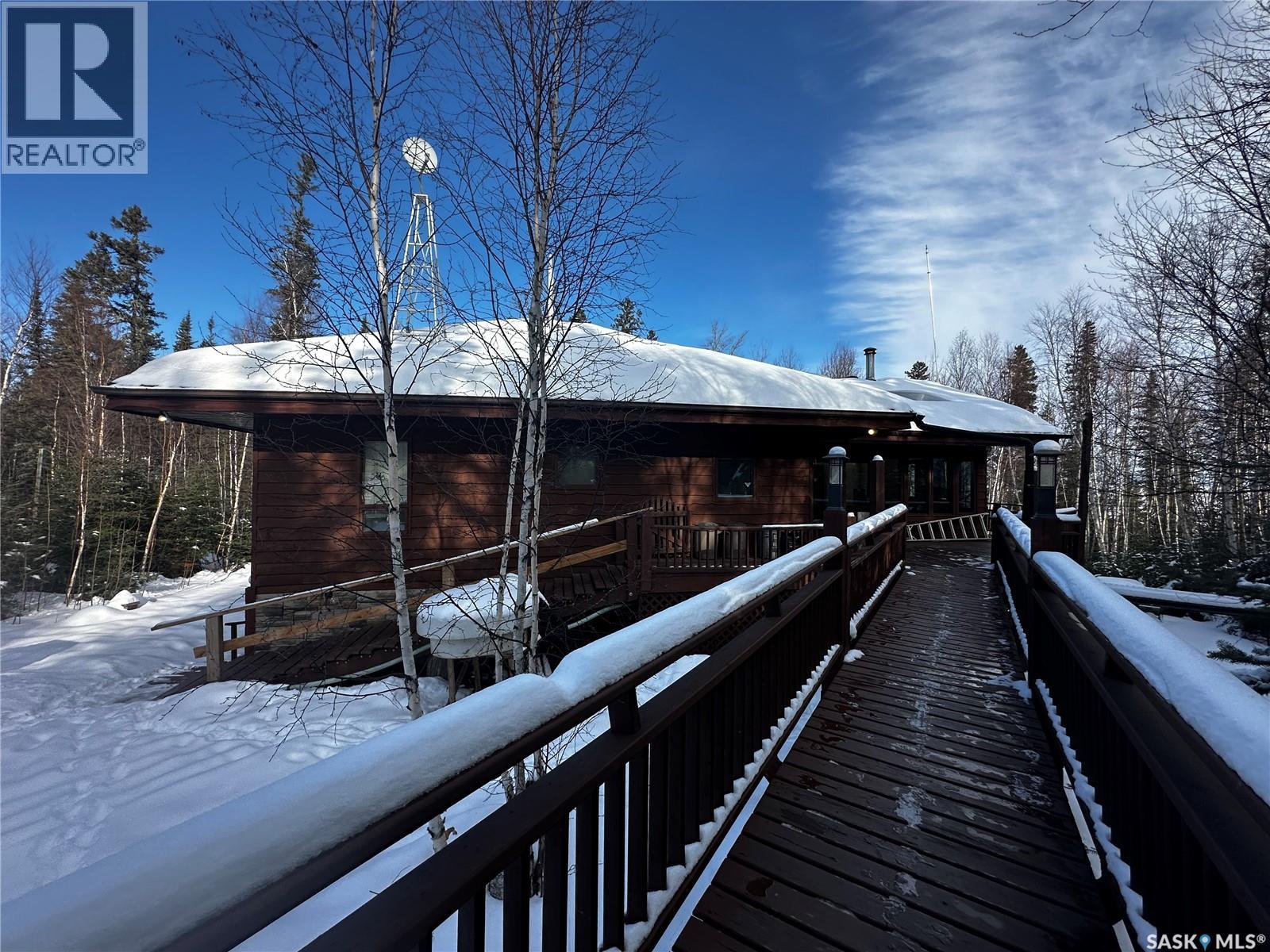 1604 Mahigan Crescent, Northern Admin District, Saskatchewan  S0J 1L0 - Photo 2 - SK032944