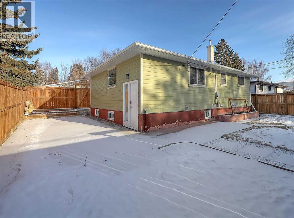 23 Cambrian Drive Nw, Calgary, Alberta  T2K 1P3 - Photo 43 - A2291878
