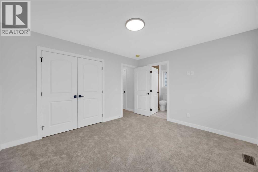 37 Hotchkiss Gardens SE, Calgary, Alberta  T3S 0T7 - Photo 25 - A2305416