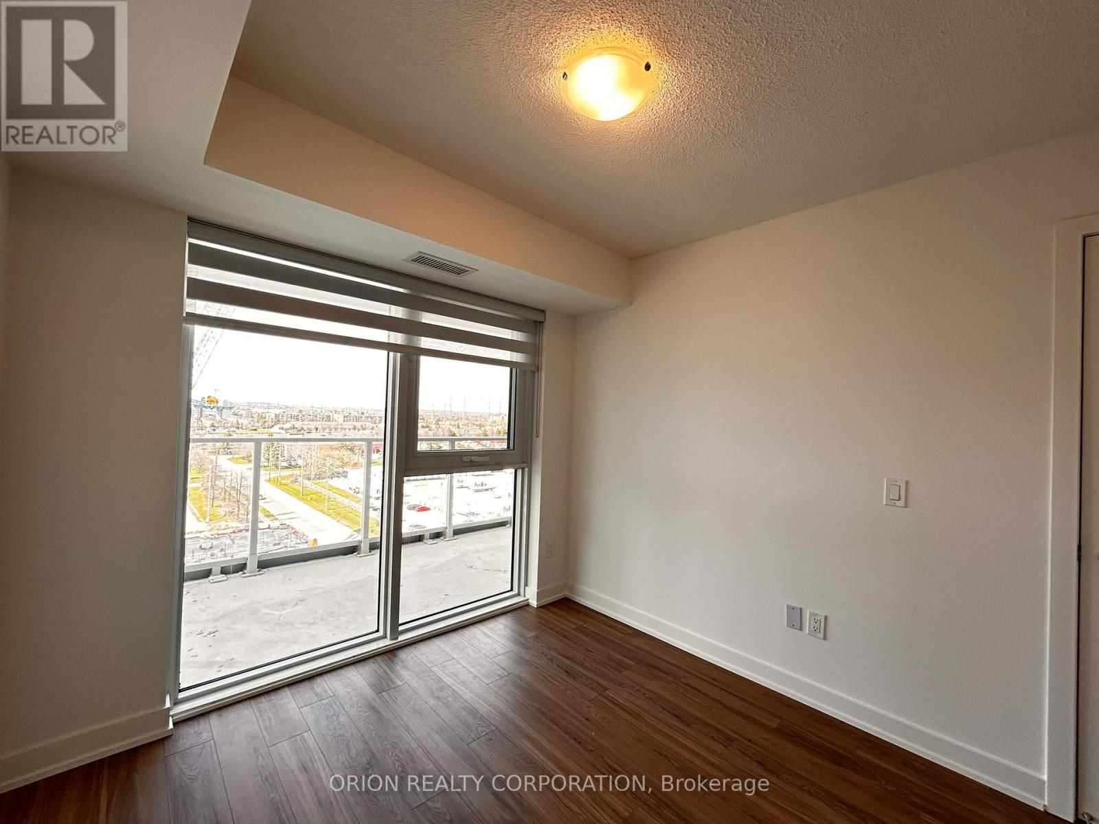 912 - 1010 Sandy Beach Road, Pickering, Ontario  L1W 0C7 - Photo 11 - E13074436