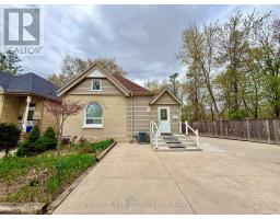 236 RAYMOND AVENUE, London East, Ontario
