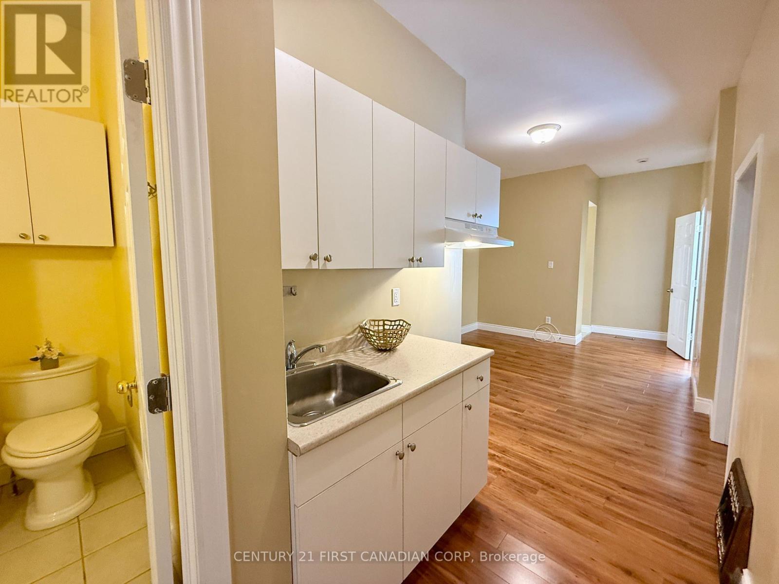 236 Raymond Avenue, London East, Ontario  N6A 2N1 - Photo 22 - X12876758