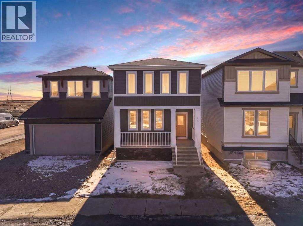 13 Hotchkiss Garden SE, Calgary, Alberta