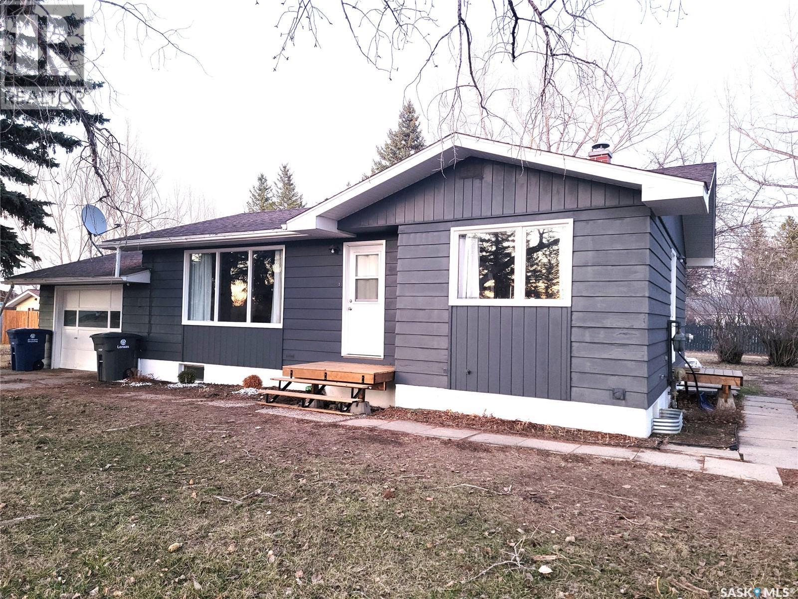 500 Broad STREET, Cut Knife, Saskatchewan
