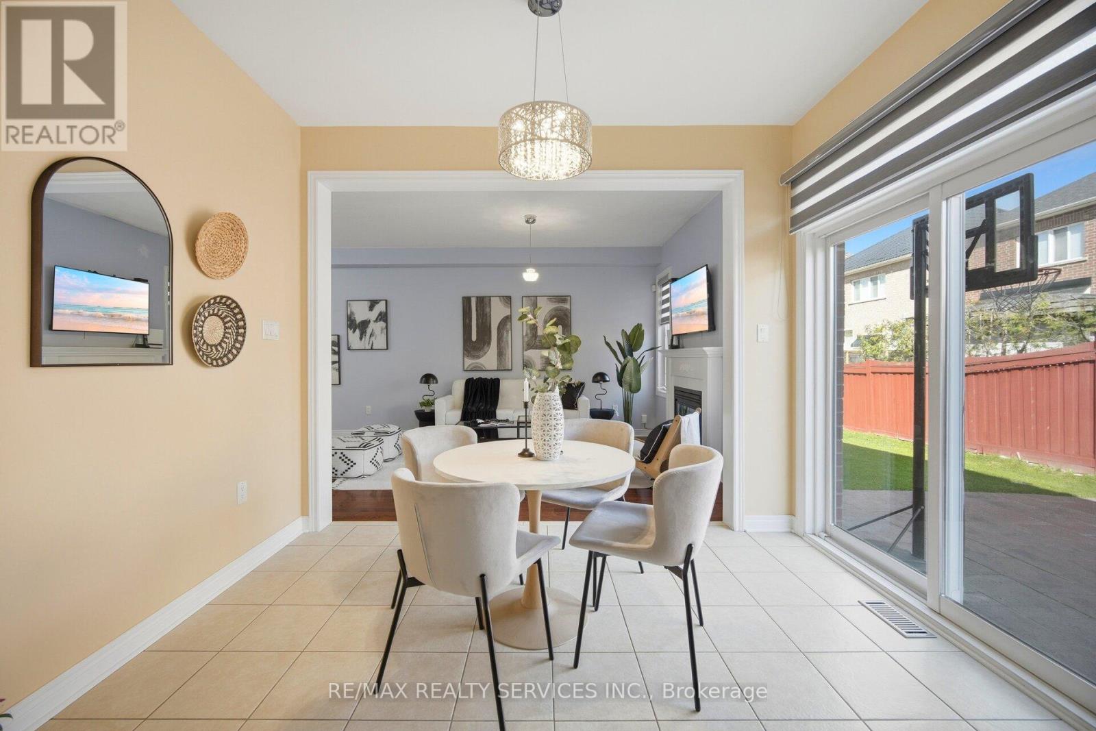 22 Everingham Circle, Brampton, Ontario  L6R 0R6 - Photo 13 - W13074406