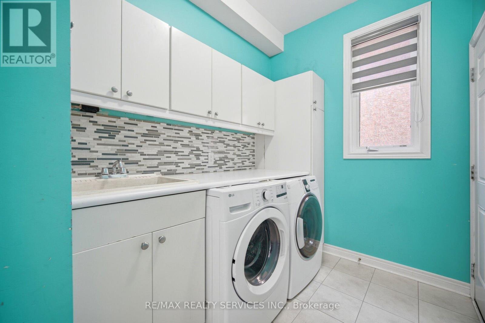 22 Everingham Circle, Brampton, Ontario  L6R 0R6 - Photo 21 - W13074406