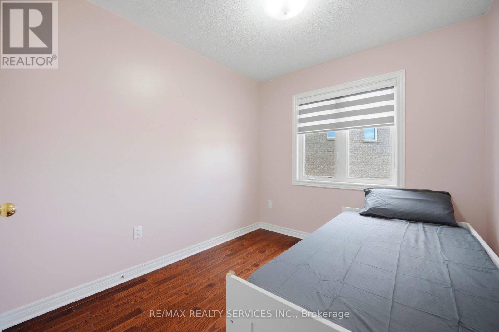 22 Everingham Circle, Brampton, Ontario  L6R 0R6 - Photo 35 - W13074406