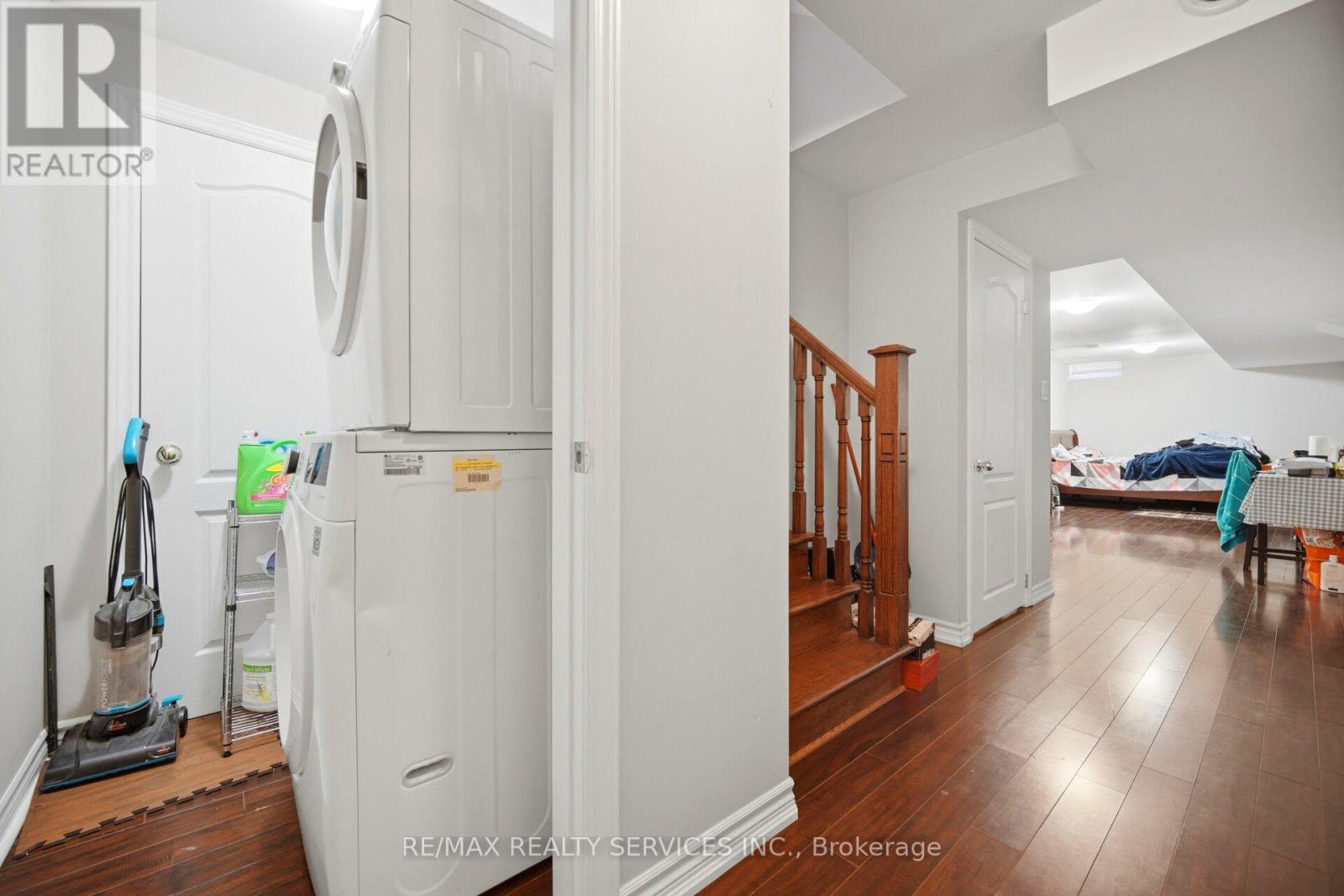 22 Everingham Circle, Brampton, Ontario  L6R 0R6 - Photo 45 - W13074406