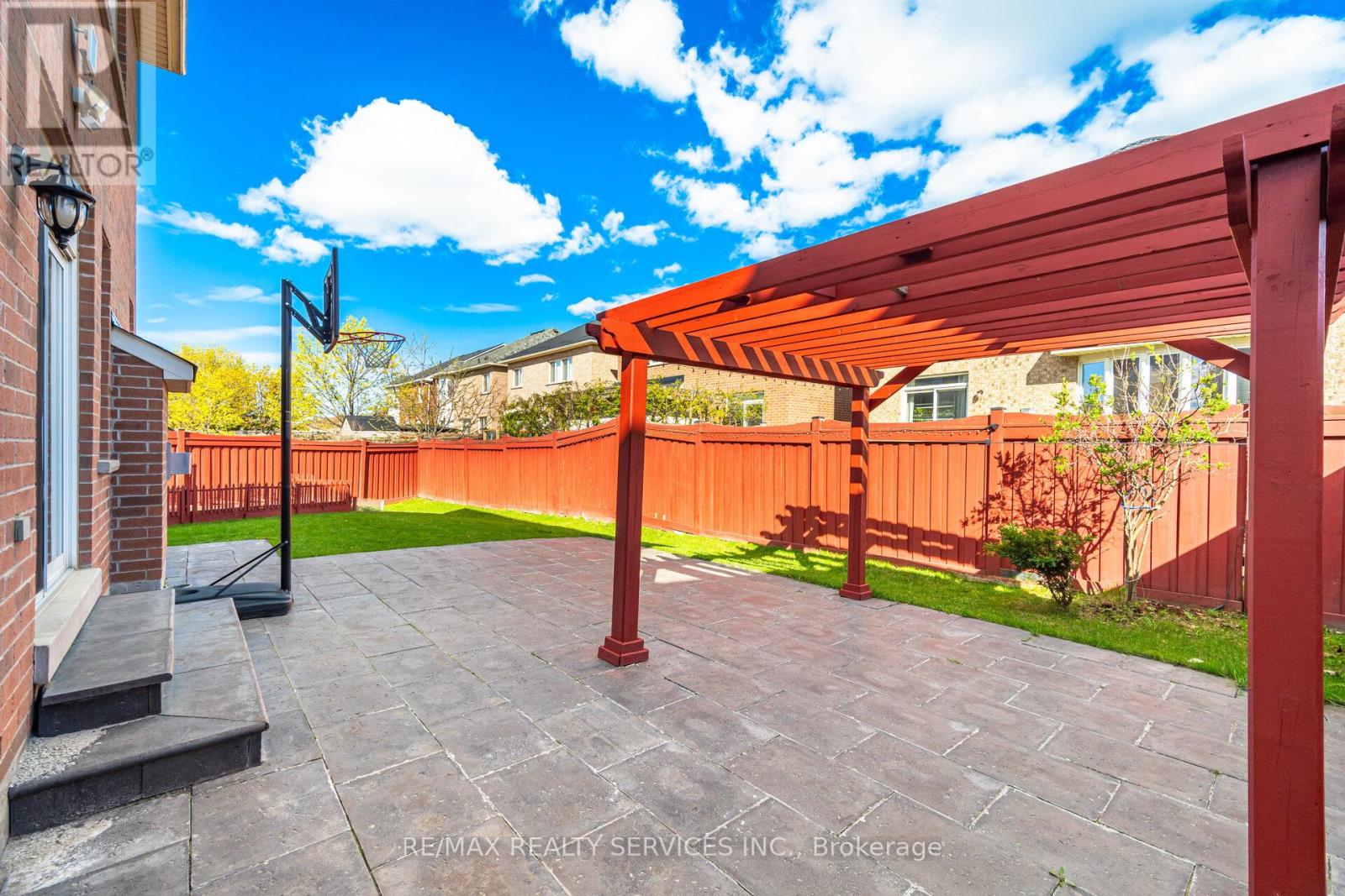 22 Everingham Circle, Brampton, Ontario  L6R 0R6 - Photo 49 - W13074406
