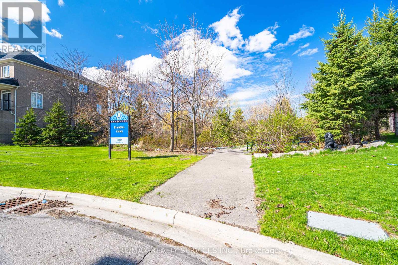 22 Everingham Circle, Brampton, Ontario  L6R 0R6 - Photo 50 - W13074406