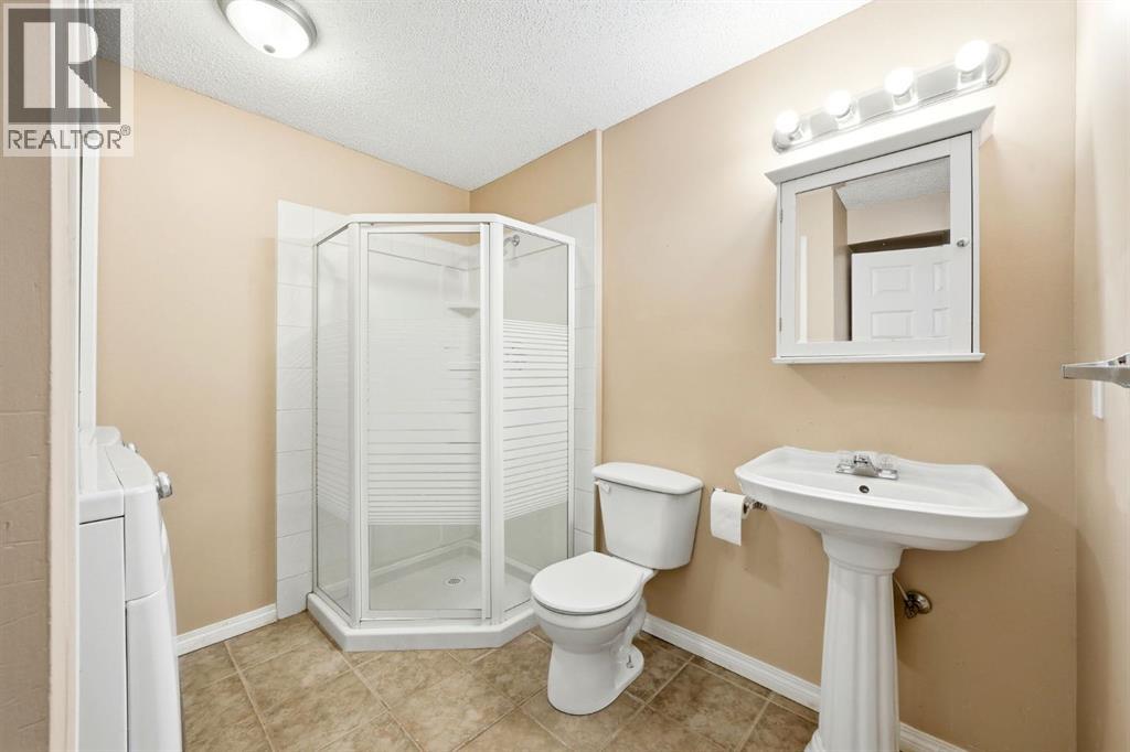 13 Coville Gardens NE, Calgary, Alberta  T3K 5N8 - Photo 19 - A2303020