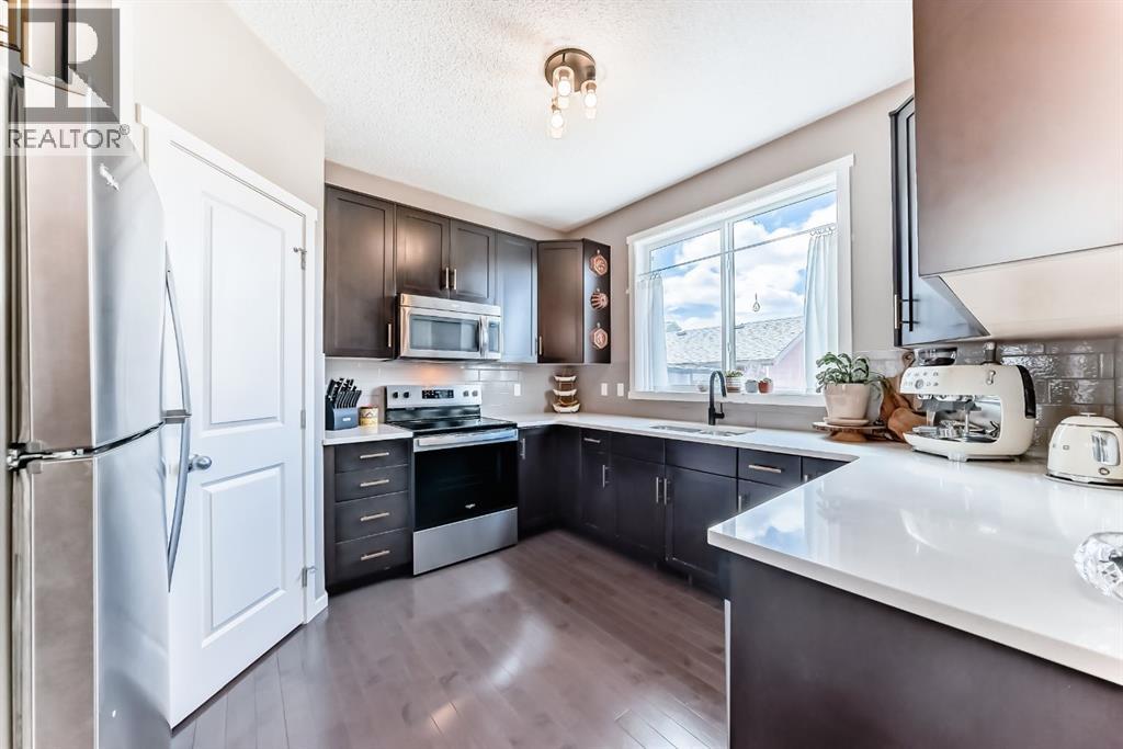 660 Walden Drive SE, Calgary, Alberta  T2X 0Z5 - Photo 5 - A2304936