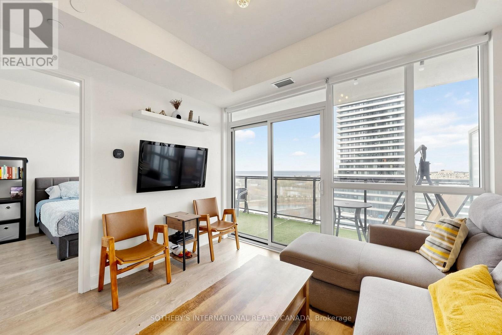 1201 - 65 Annie Craig Drive, Toronto, Ontario  M8V 0G3 - Photo 5 - W13069928