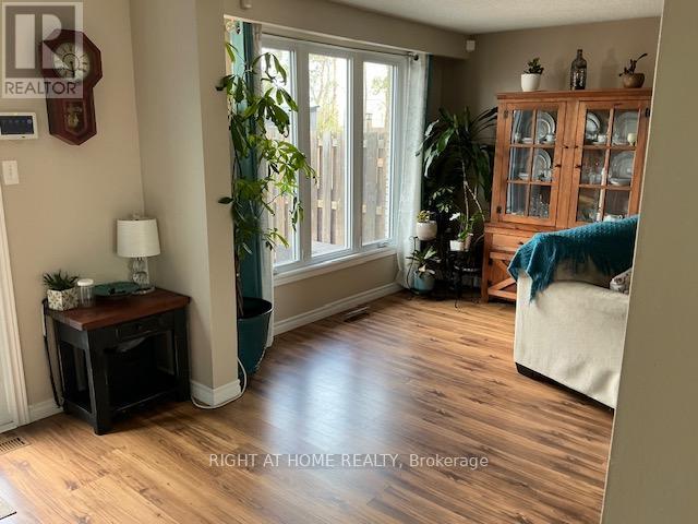6 - 50 Haddington Street, Haldimand, Ontario  N3W 1K8 - Photo 7 - X13040166