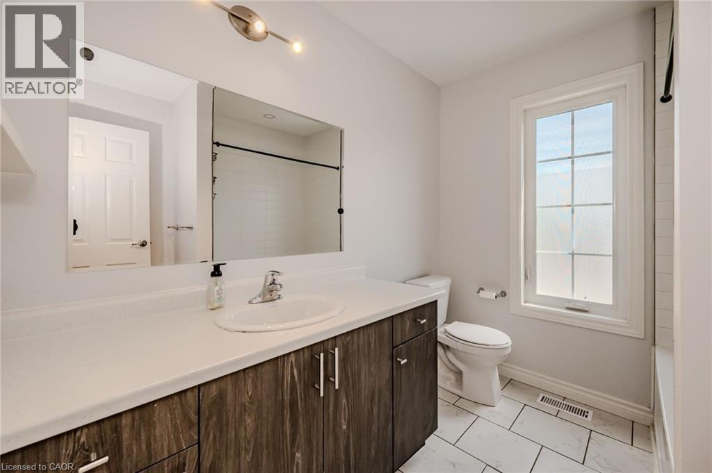 10b Lloyd Street Unit# Upper, St. Catharines, Ontario  L2S 2N8 - Photo 40 - 40824677