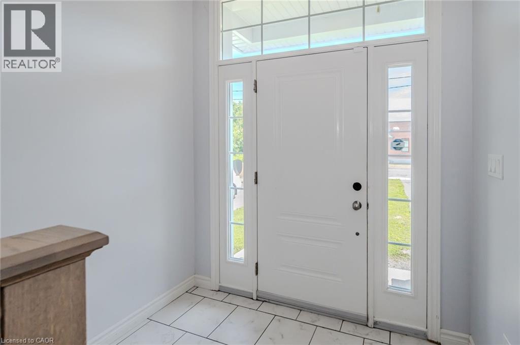 10b Lloyd Street Unit# Upper, St. Catharines, Ontario  L2S 2N8 - Photo 6 - 40824677