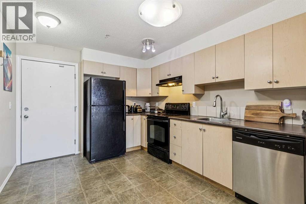 1128, 2395 Eversyde Avenue SW, Calgary, Alberta  T2Y 0B5 - Photo 4 - A2294684